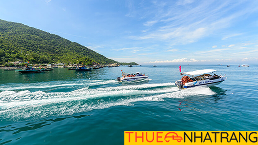 Thuê Tàu Cano Du Lịch Nha Trang [Chất Lượng Cao]